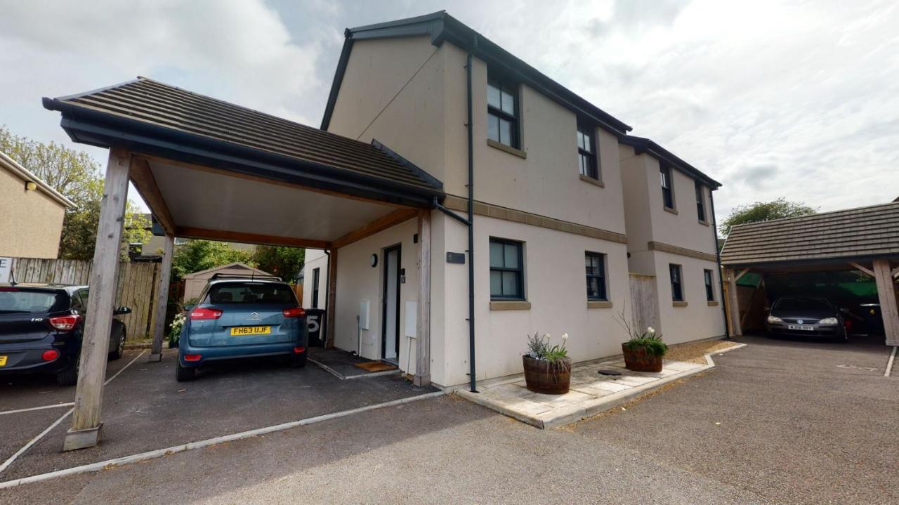 05 Queensway Gardens, Hayle Bagian luar foto