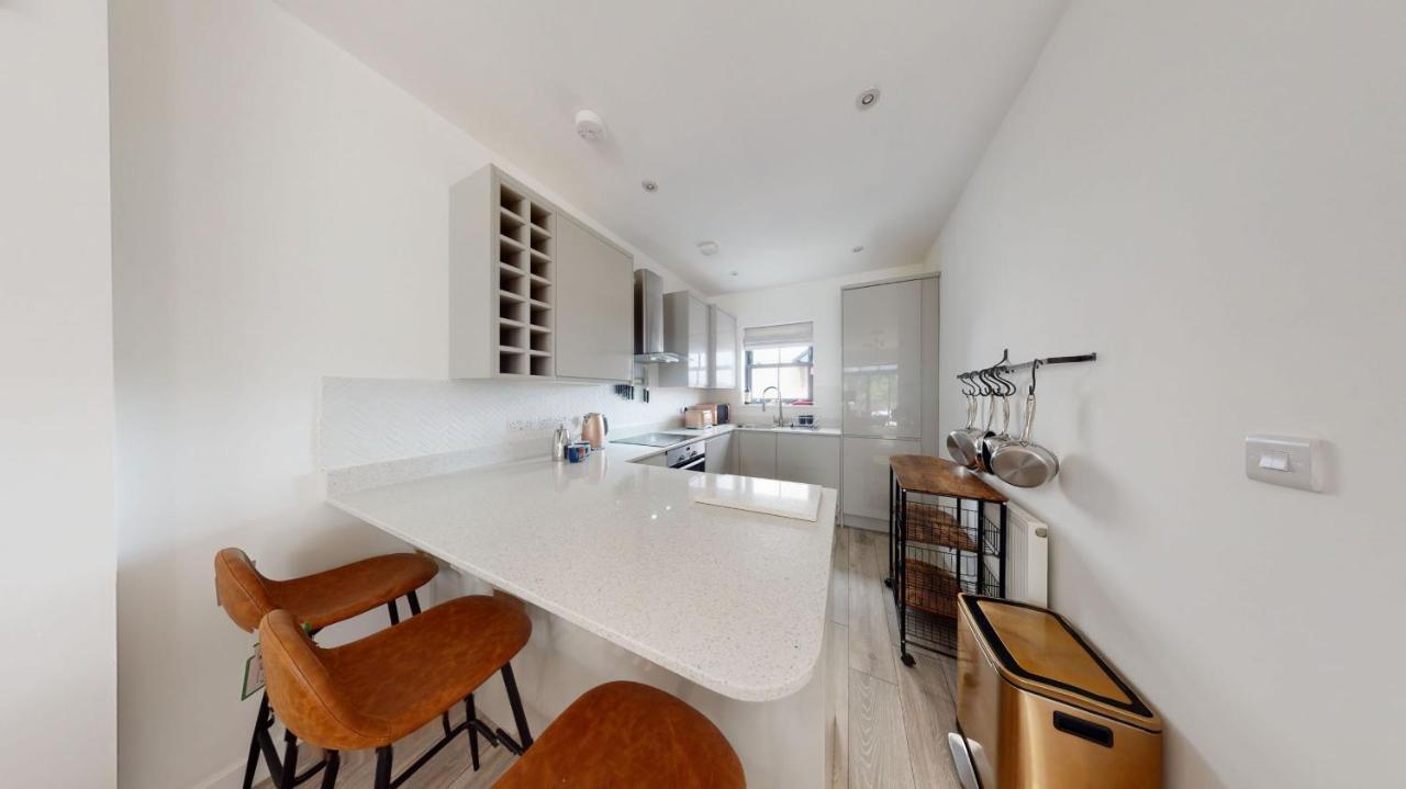 05 Queensway Gardens, Hayle Bagian luar foto