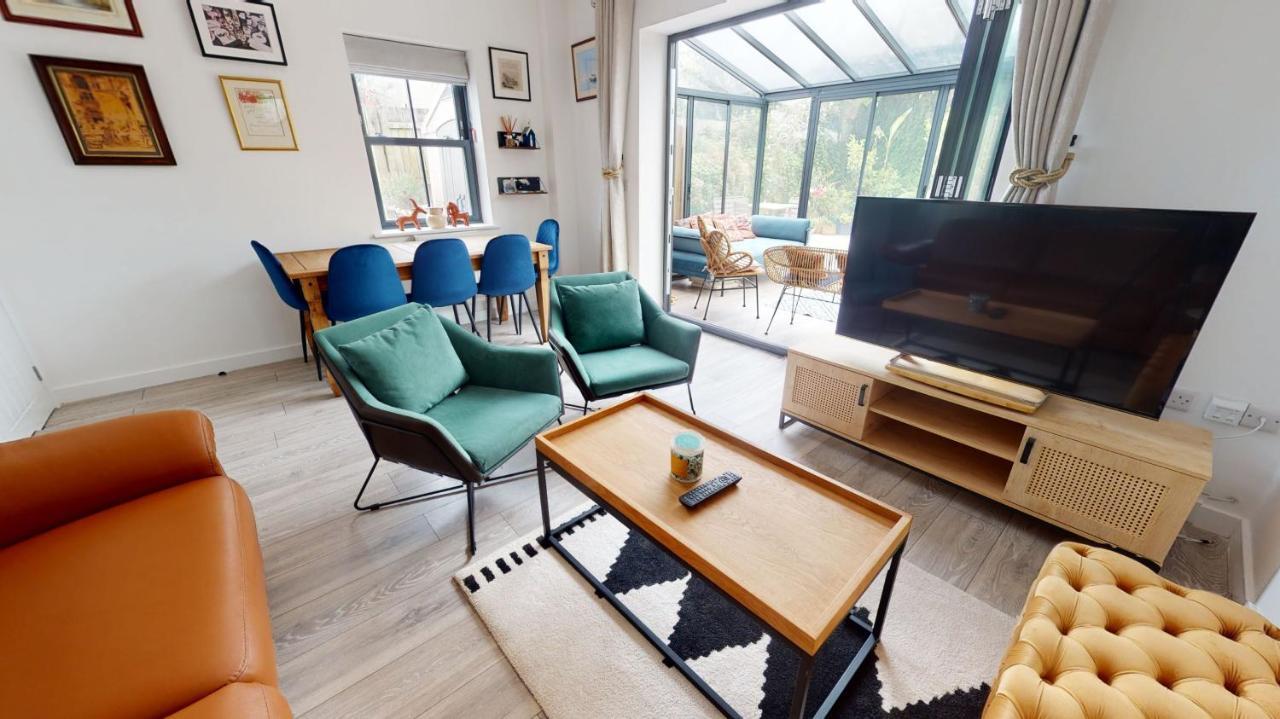 05 Queensway Gardens, Hayle Bagian luar foto