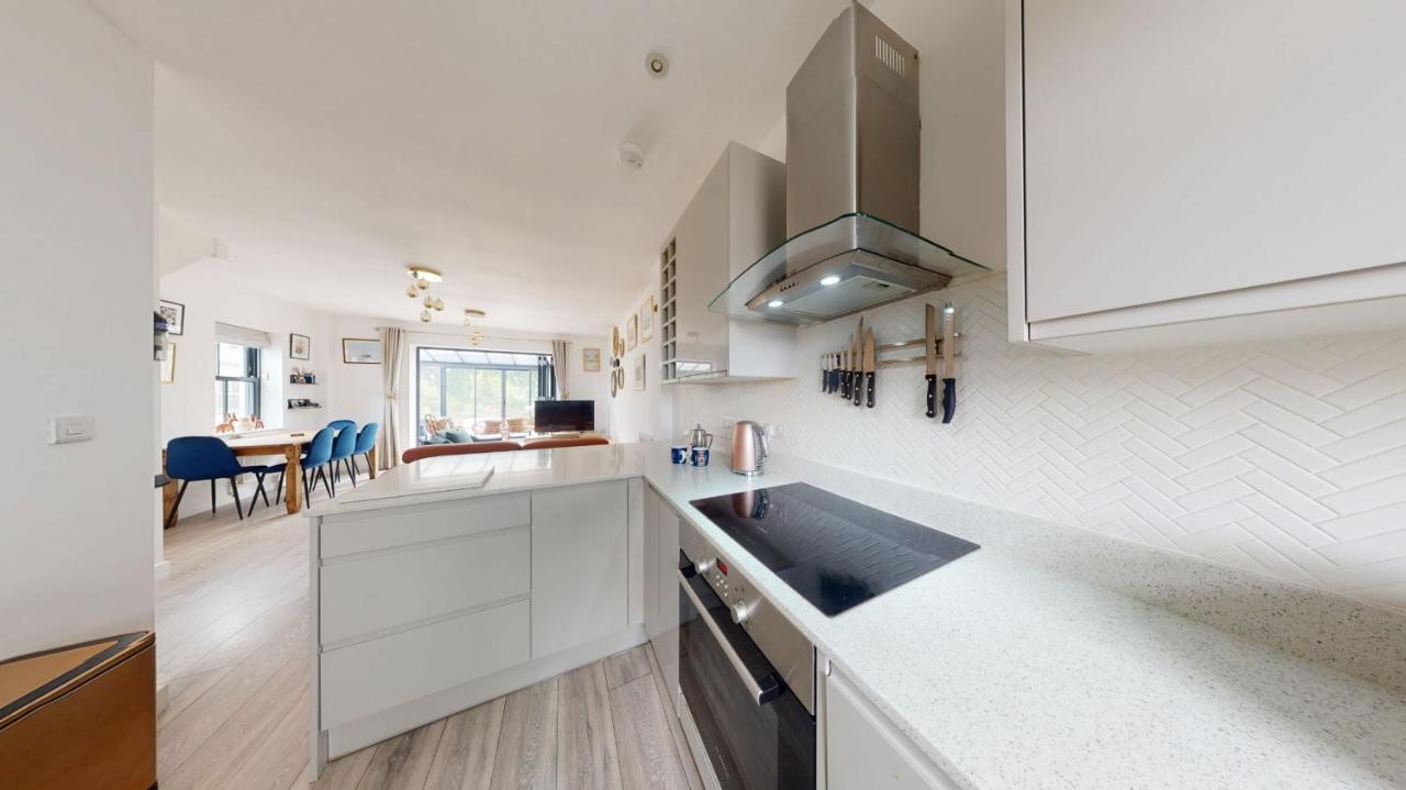05 Queensway Gardens, Hayle Bagian luar foto